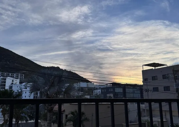 Habitación Y Baño Privado En Departamento Compartido * Cabo San Lucas